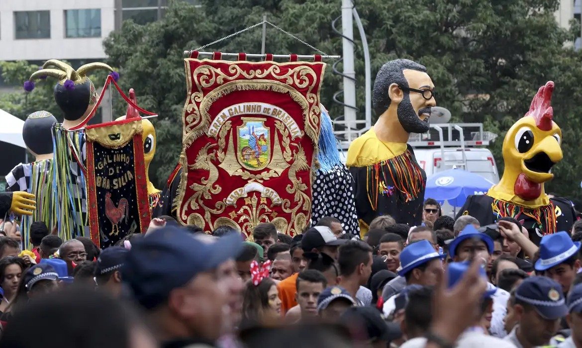 Hidrataobeberguaamelhoropoparacontrolarexagerosnosdiasdefolia_0741304001708099816.jpeg