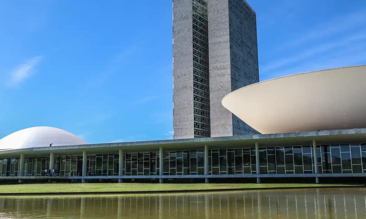ReformadoimpostoderendadesoneraoearcabouotemasdaagendaeconmicadoLegislativoem2024_0701808001708042100.jpeg