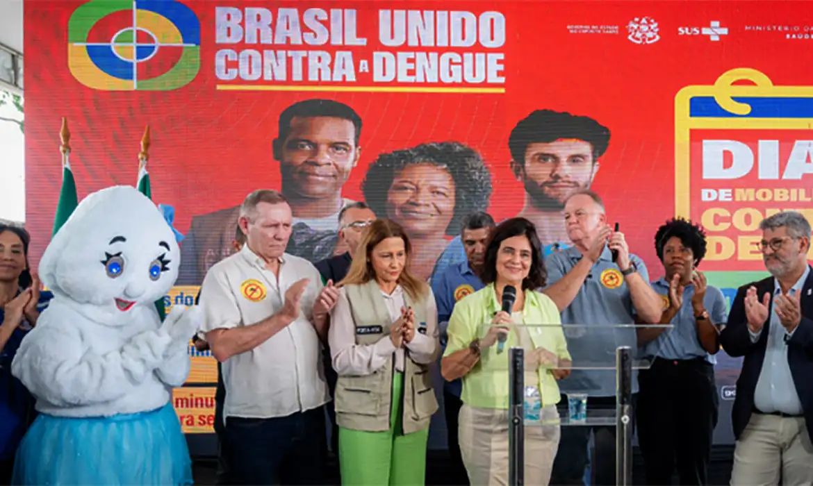 ministra-saude-fala-marilia