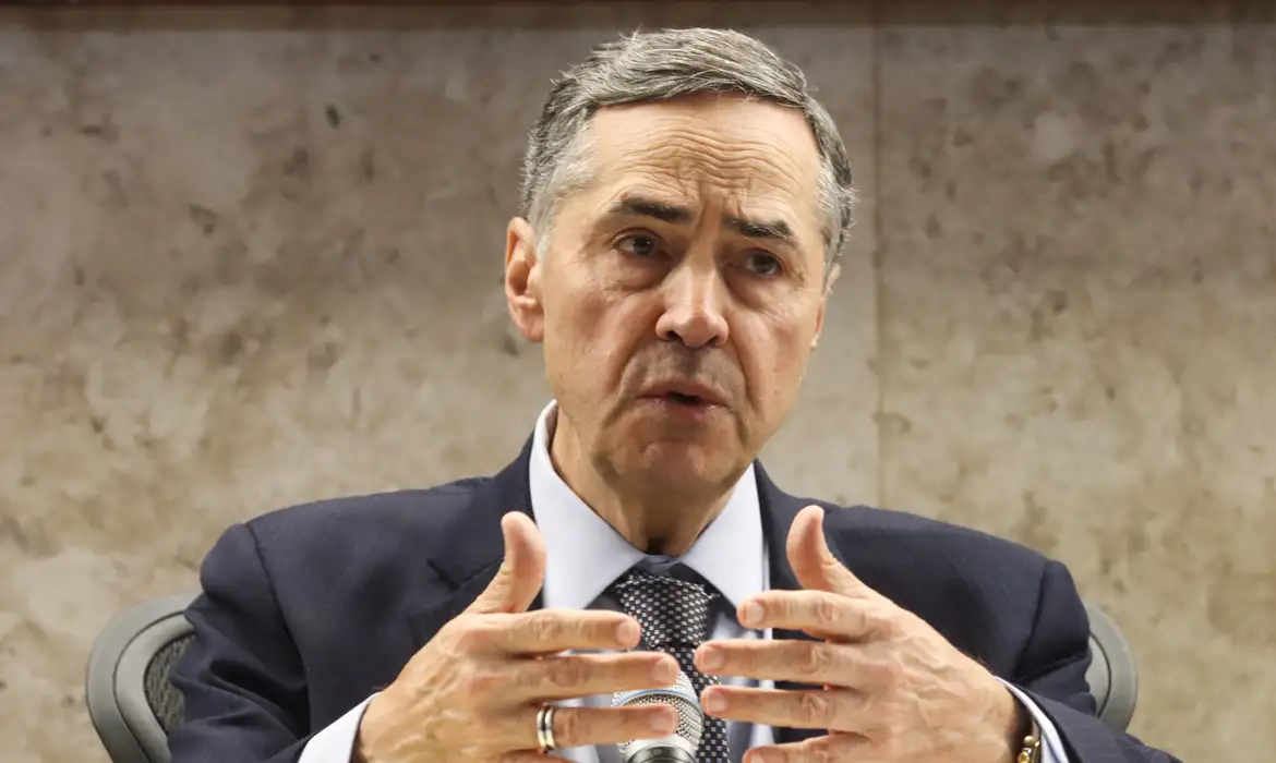 ministro-barroso-fala-marilia