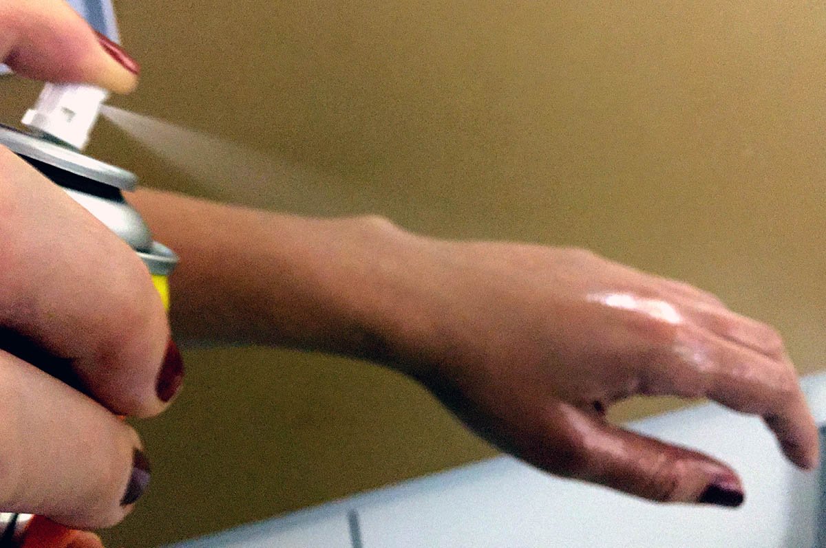 Brasília - A aprovação de produtos pela Anvisa é uma garantia oficial da segurança e eficácia do produto para combater o mosquito Aedes aegypti, vetor dos vírus da dengue, da febre chikungunya e da Zika (Juca Varella/Agência Brasil)