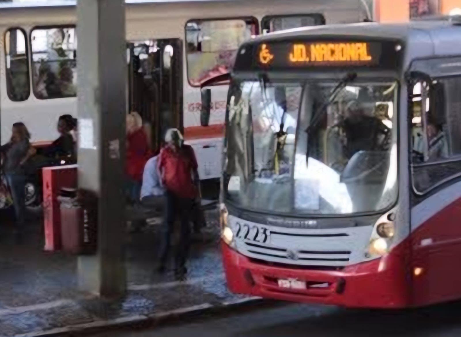 Ônibus-fala-marilia2