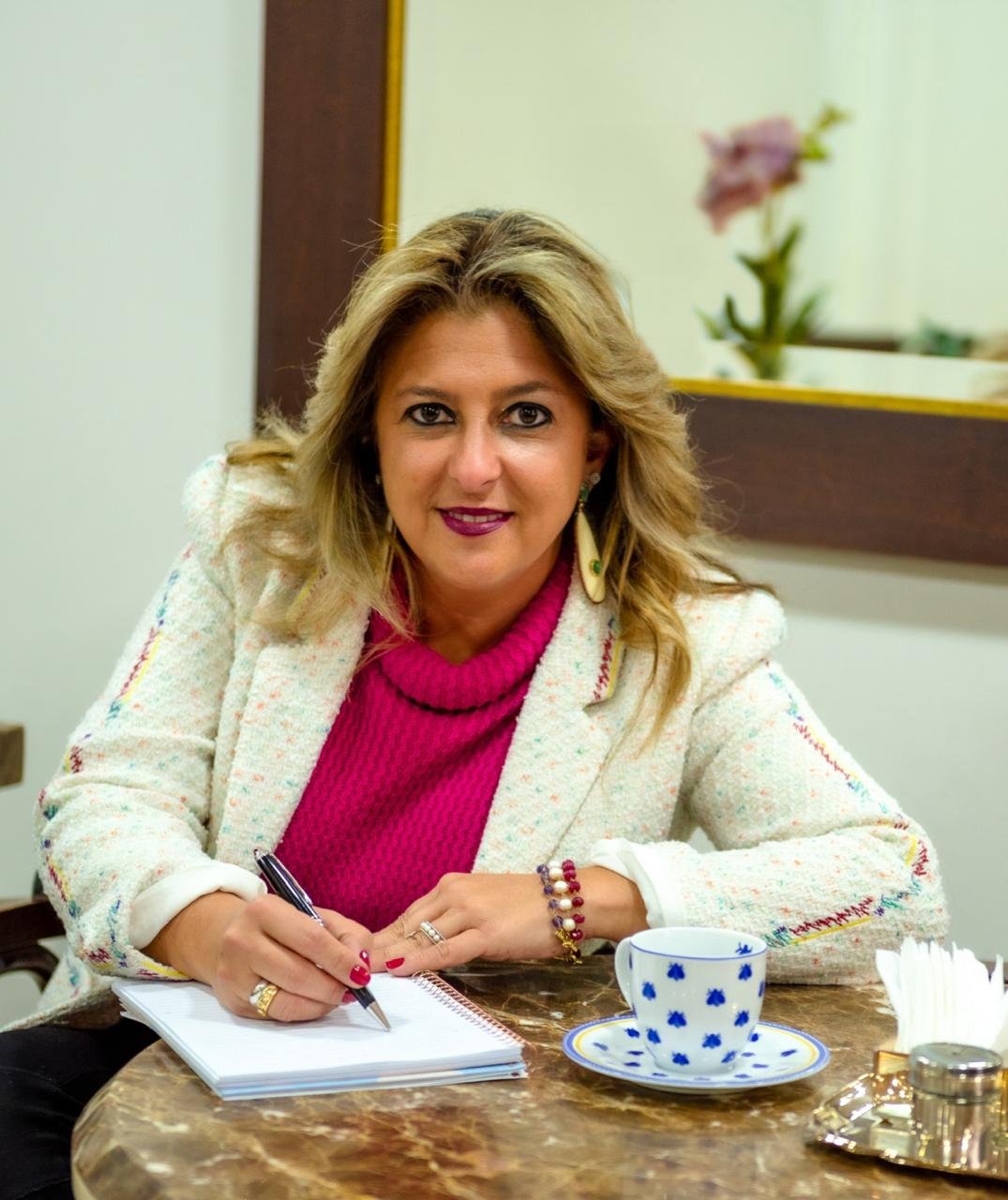 JULIANA FARAH