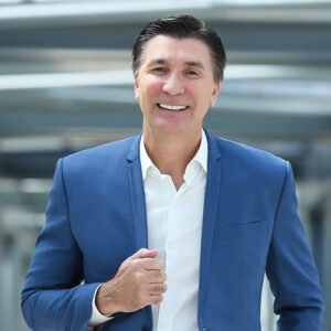Foto de Janguiê Diniz