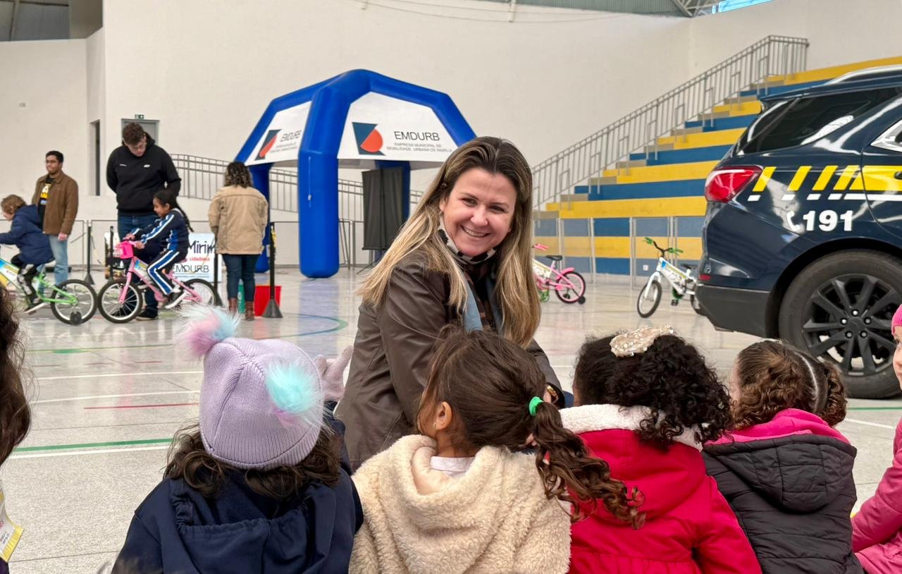 16-06 Educação Conscientização no Trânsito2 - Rosemeire Frazon