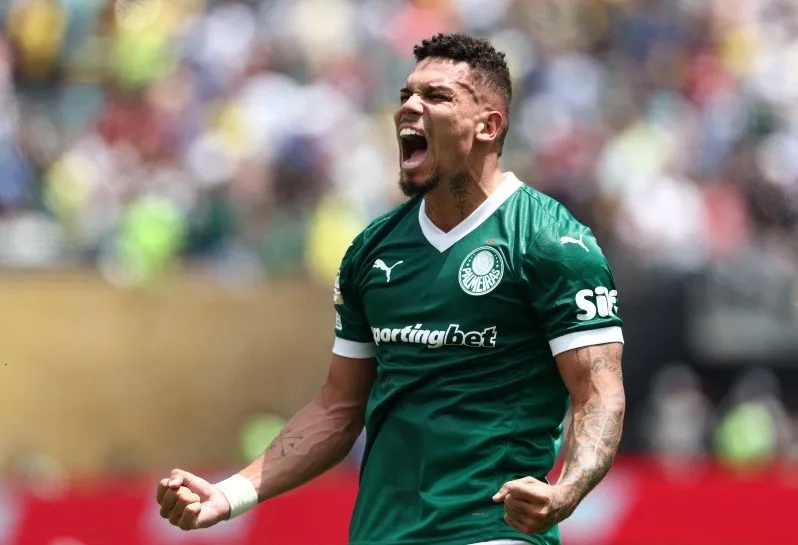 paulinho_-_gettyimages-2221809802.jpg_188497707