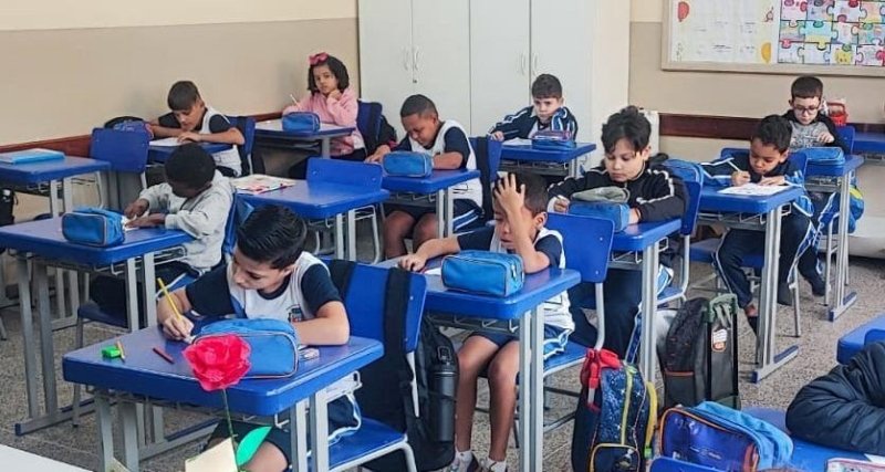 04-08 Contratação de Professores1