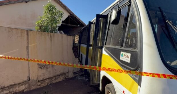 onibus-perde-o-freio-em-bariri-620x330