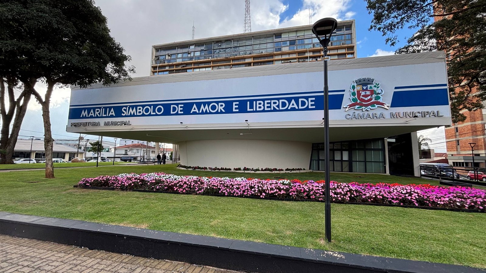 24-09 Justiça de Marília concede liminar à Prefeitura contra a CPFL pelos transtornos causados após temporal