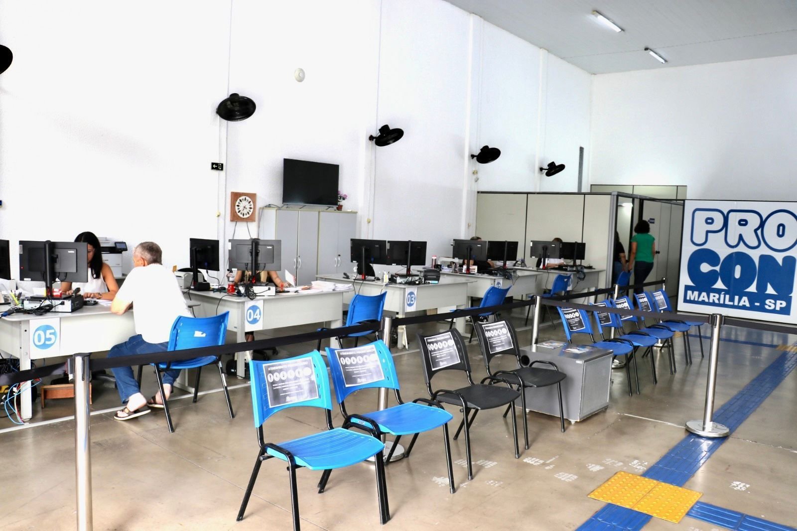 25-09 PROCON suspende atendimento ao público para mudança de endereço