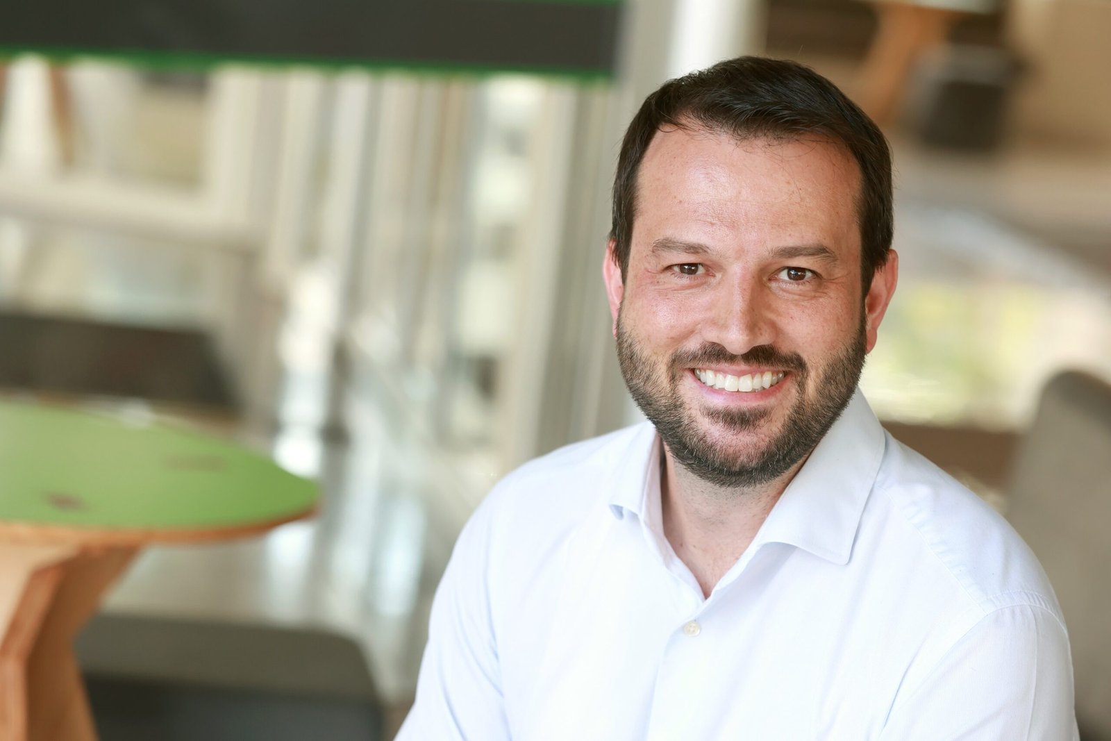 Para Alexandre Barbosa, diretor do Sicredi, o reconhecimento no Valor 1000 reforça a solidez da instituição e seu compromisso com o desenvolvimento regional