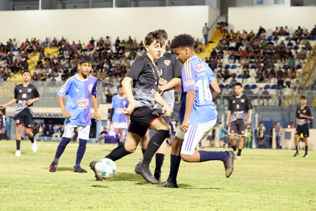 10-10 Copa Marília de Futebol de Base tem rodada com comemoração do dia das crianças1