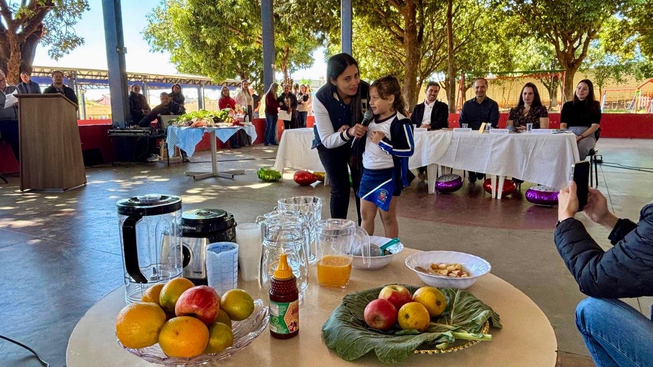 20-10 Prefeitura abre oficialmente a Semana Municipal da Alimentação Saudável na EMEI Roda Pião1