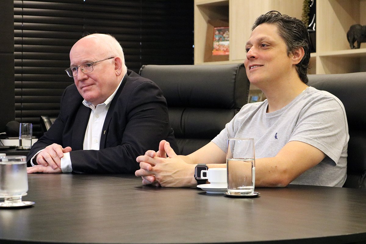 Guto e Carlos 131025