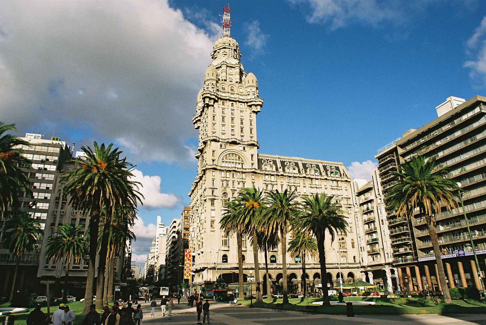 palacio-salvo-montevideu-uruguai