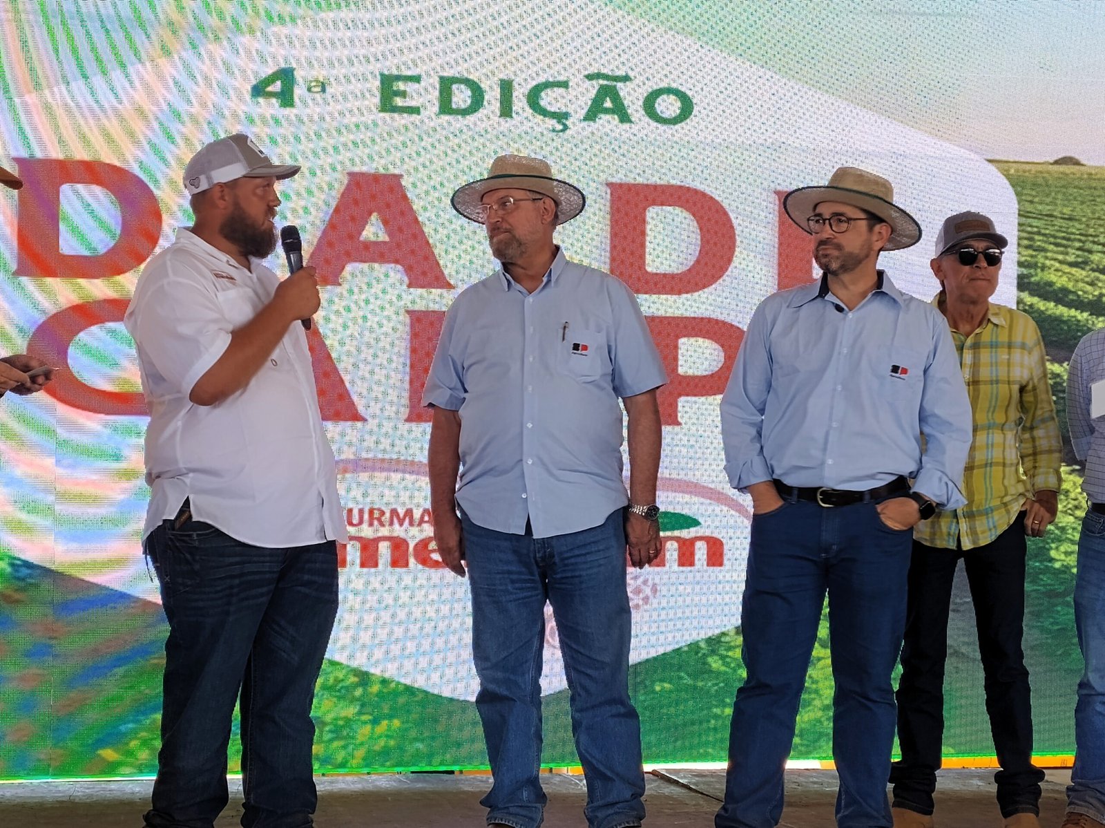 LUCAS SECRETÁRIO DIA DE CAMPO