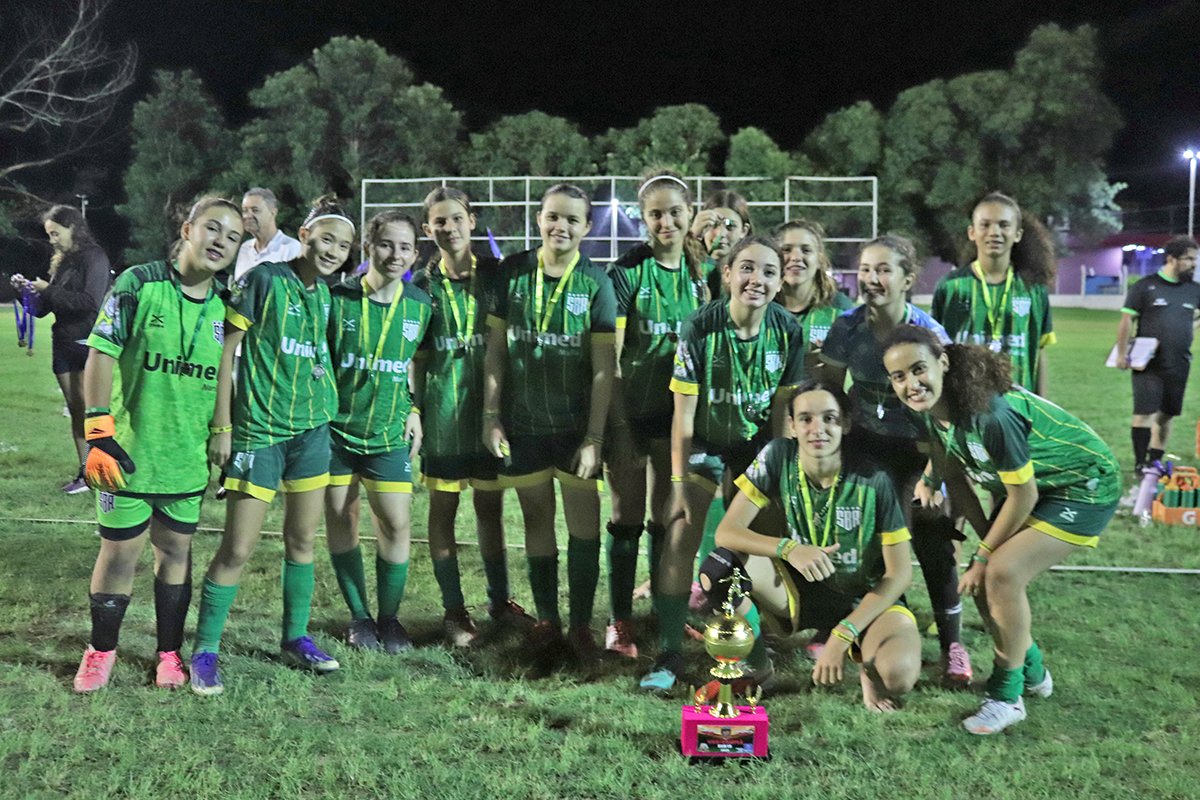 24-02 CFAM Sports conquista o título da categoria feminina da Copa Marília de Futebol de Base02 - Stadium AABB Vice Campeão Feminino