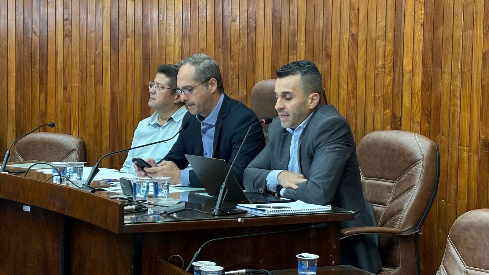 24-02 Secretaria de Finanças participa de audiência pública na Câmara Municipal (4)