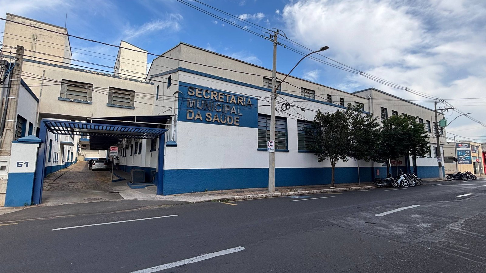 24-03 Prefeitura inicia dedetização nas unidades de saúde