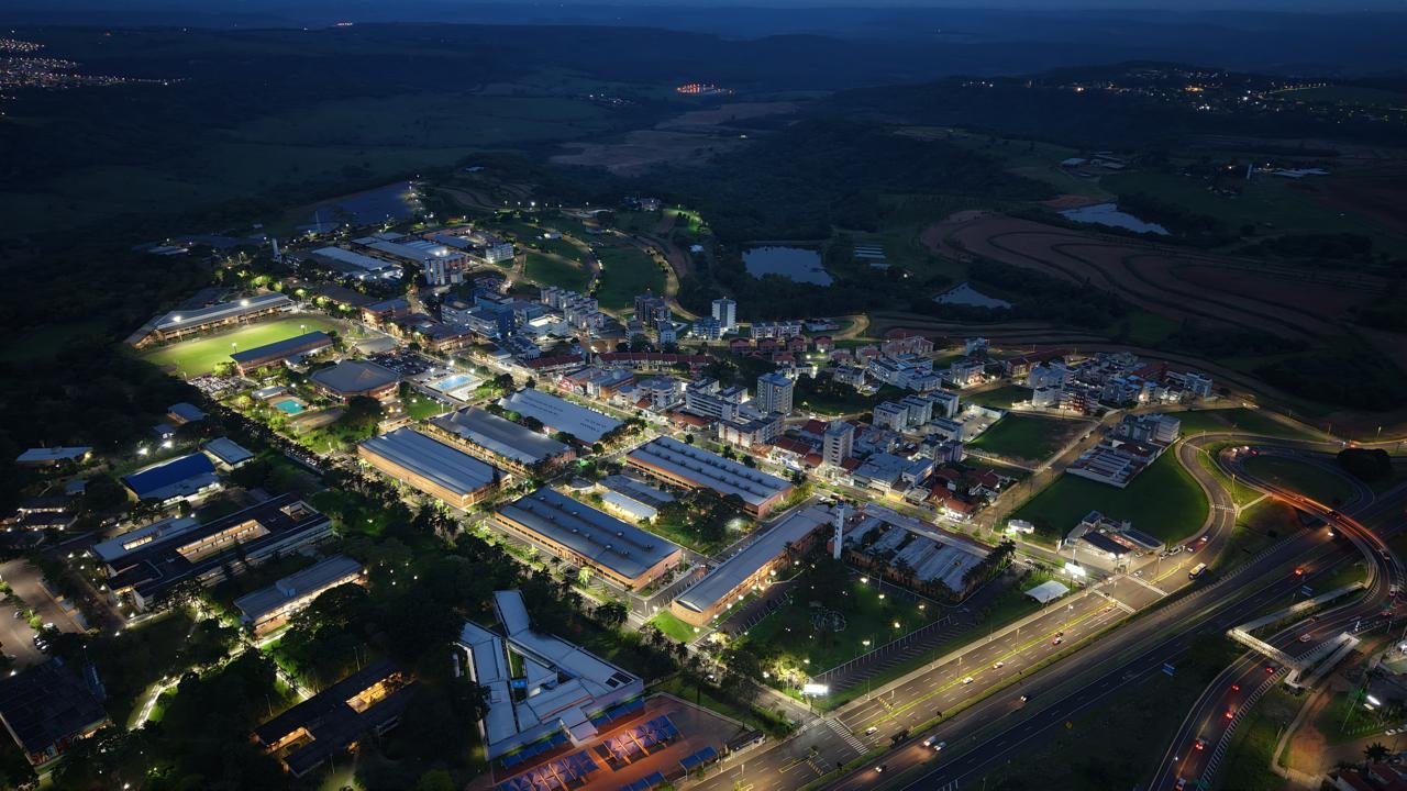 c5cf4d6d-50ce-410b-96d9-0e50b5c29c13