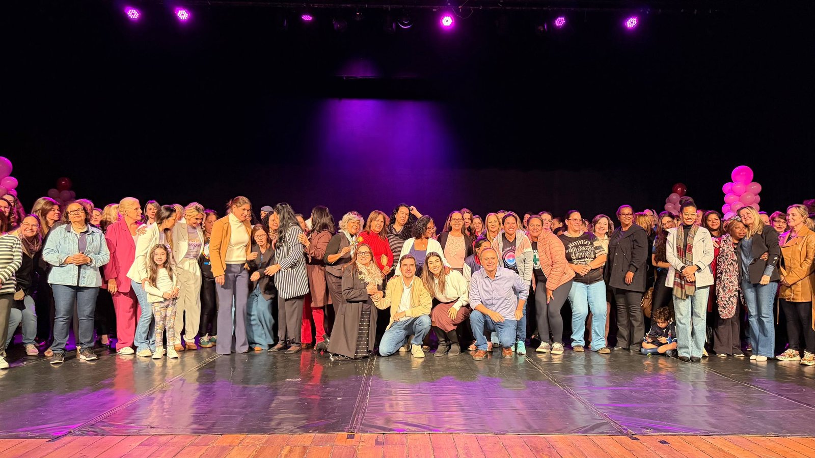 13-05 Homenagem ao Dia das Mães lota o Teatro Municipal1