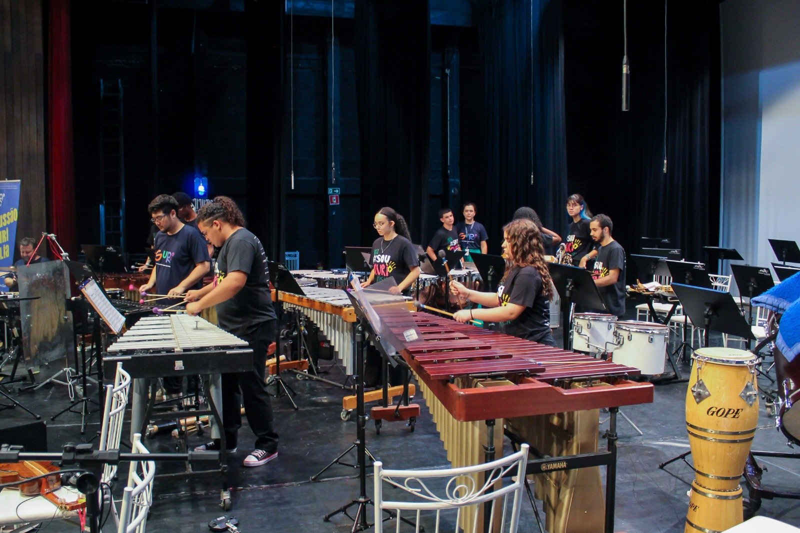 25-05 Guri de Marília celebra 20 anos com 400 coralistas no Teatro Municipal2
