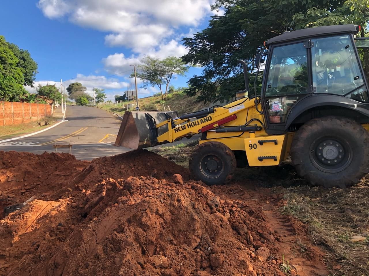 17-06 Prefeitura realiza manutenção em erosão na Avenida Keiji Akutagawa1