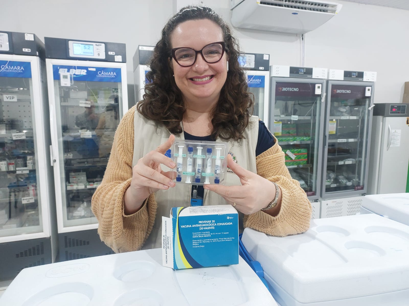 24-06 Marília recebe o primeiro lote com 410 doses da vacina Pneumo 20 1