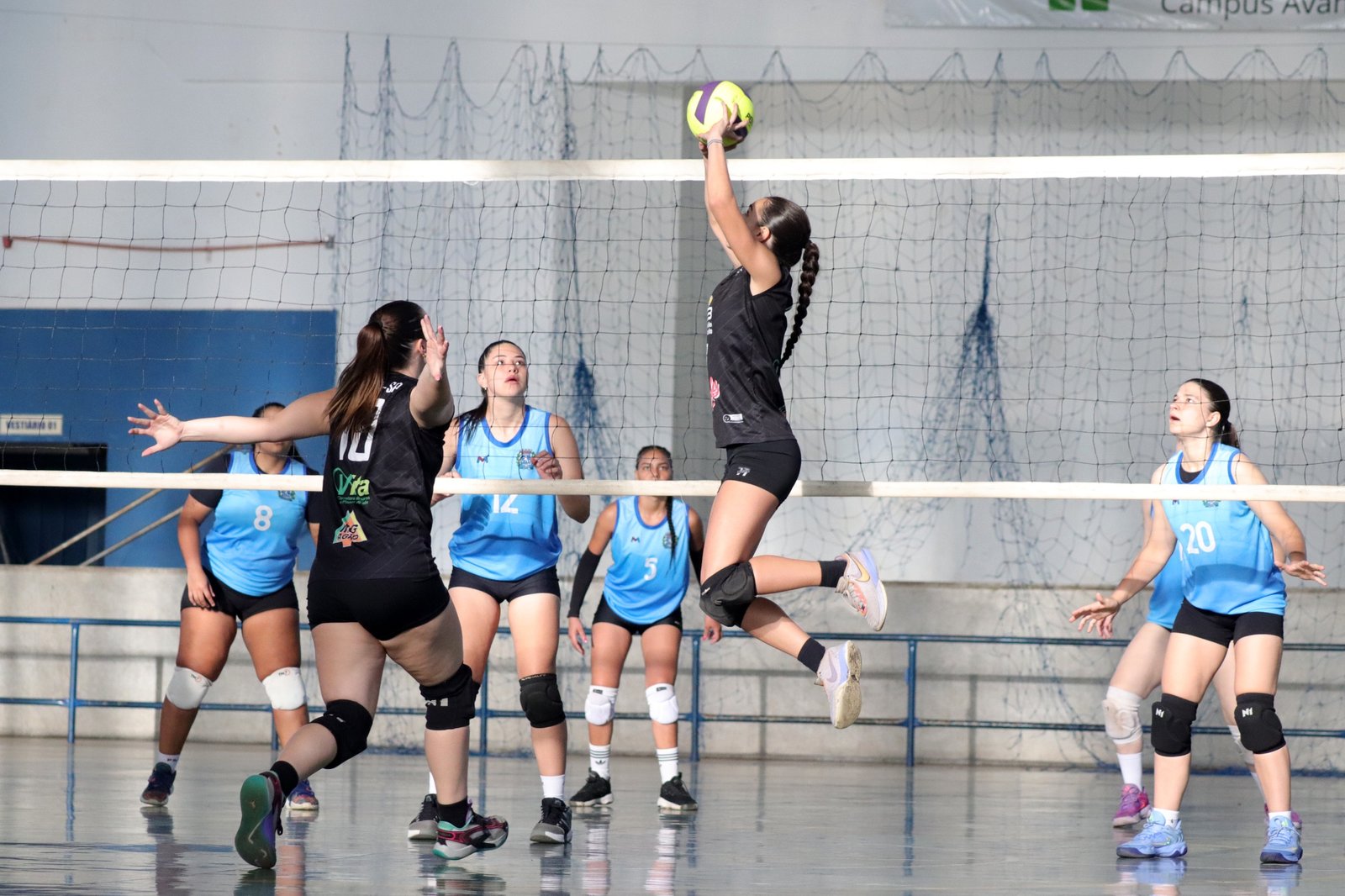 17-07 Jogos Regionais4 Voleibol Feminino - crédito Christian Cabrini