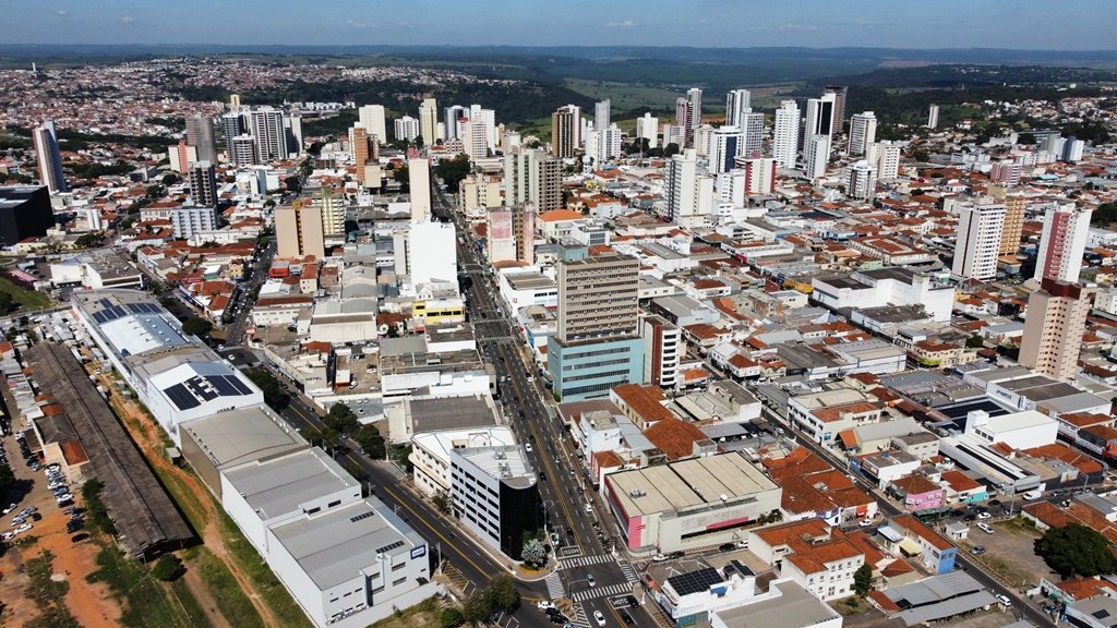 03-08 PAT divulga 200 vagas de trabalho para Auxiliar de Logística - crédito Alexandre de Souza